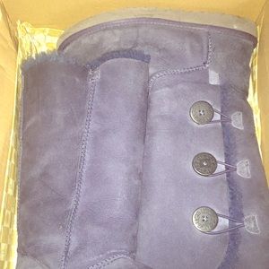 Authentic Bailey Buttons